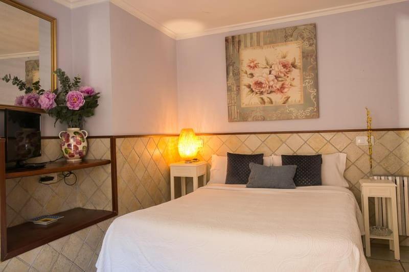 Estudios Casa Lola De Talarn المظهر الخارجي الصورة