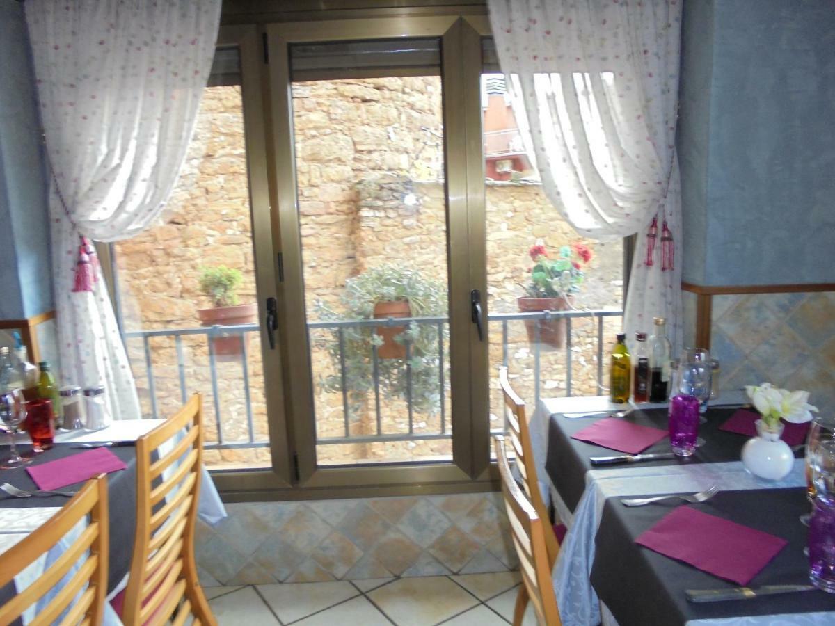 Estudios Casa Lola De Talarn المظهر الخارجي الصورة
